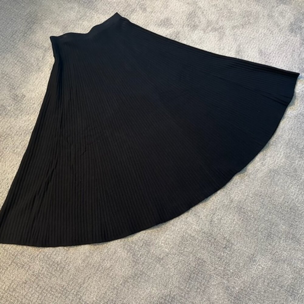 Last chance!!  Lilla P Flared knit skirt, Black